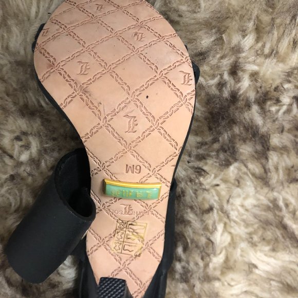 LAMB 'Fabienne' Ankle Strap Sandal - Picture 6 of 14